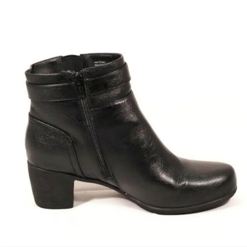 NICOLE ZIPPER CLOSURE ROUND-TOE WOMEN'S ANKLE BOOTIES